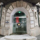 Mosilor, urgent, deschidere dubla, alimentatie publica/ showroom, negociabil